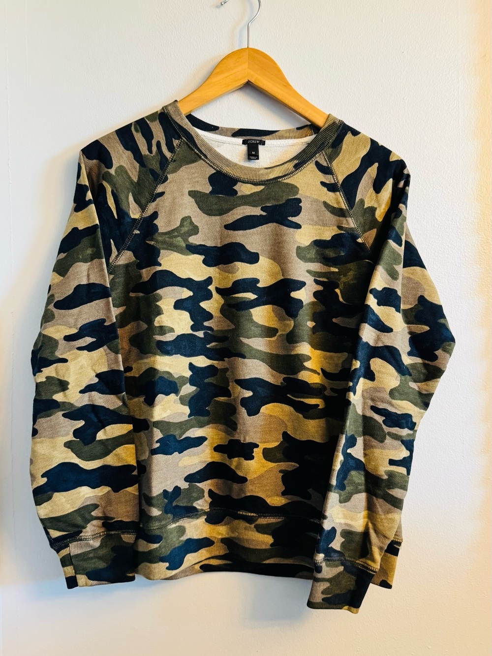 NWT J.Crew Camo Print Crewneck Pullover Sweatshirt Sz M